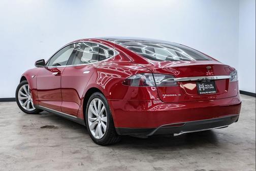 2014 Tesla Model S Base