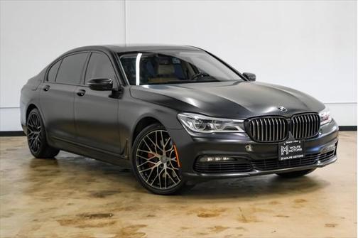 2016 BMW 750 i xDrive