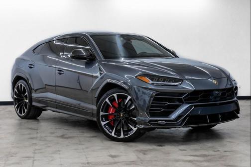 2020 Lamborghini Urus Base