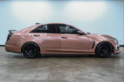 Crystal White 2018 Cadillac CTS-V Base