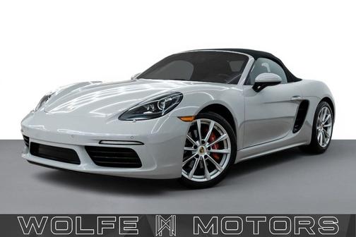 Chalk 2019 Porsche 718 Boxster S