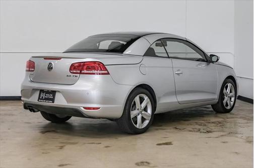 2012 Volkswagen Eos Lux