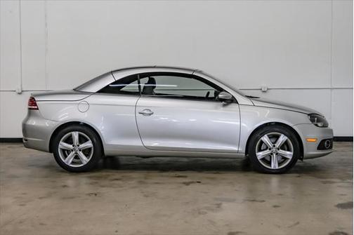 2012 Volkswagen Eos Lux