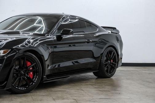 Shadow Black 2020 Ford Shelby GT500 Base