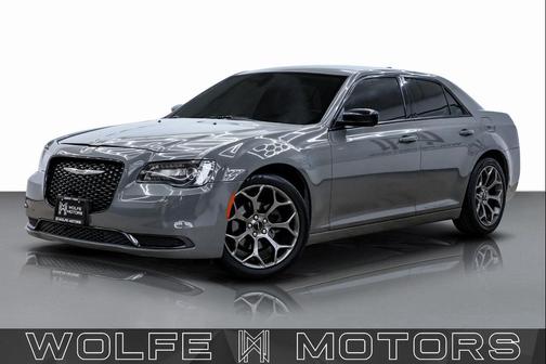 2018 Chrysler 300 Touring