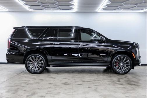 2026 Cadillac Escalade ESV V-Series