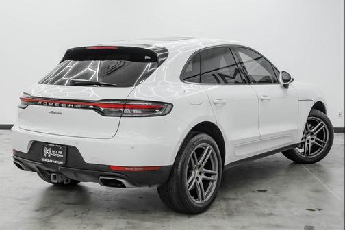 2020 Porsche Macan Base