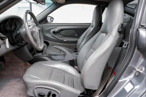 2003 Porsche 911 Carrera