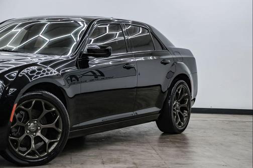 Gloss Black 2017 Chrysler 300 S