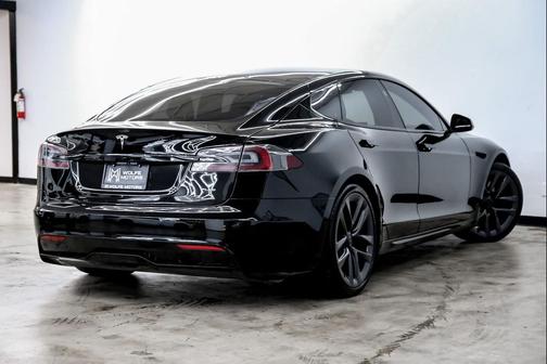 2021 Tesla Model S Plaid