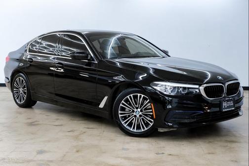 2019 BMW 530 530i