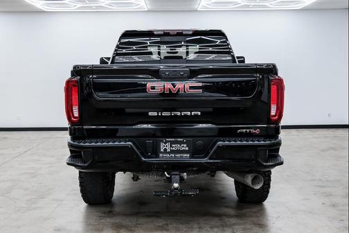 2022 GMC Sierra 2500 AT4