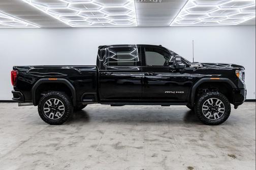 2022 GMC Sierra 2500 AT4