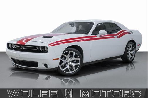 2015 Dodge Challenger SXT Plus