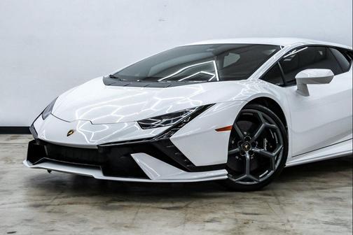 2023 Lamborghini Huracan Tecnica Coupe