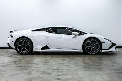 2023 Lamborghini Huracan Tecnica Coupe