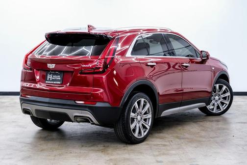 2019 Cadillac XT4 Premium Luxury