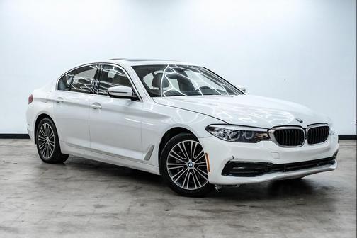 2019 BMW 530 530i