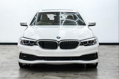 2019 BMW 530 530i