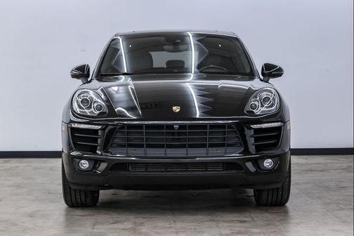 2017 Porsche Macan Macan
