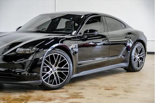 2022 Porsche Taycan