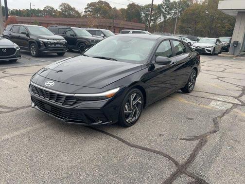 2025 Hyundai ELANTRA SEL Convenience