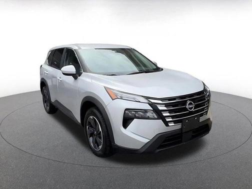 Brilliant Silver Metallic 2025 Nissan Rogue SV