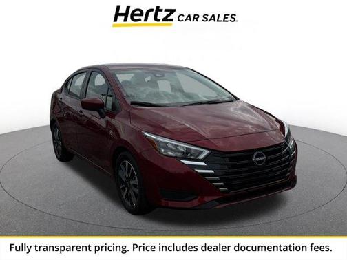 Scarlet Ember 2025 Nissan Versa 1.6 SV