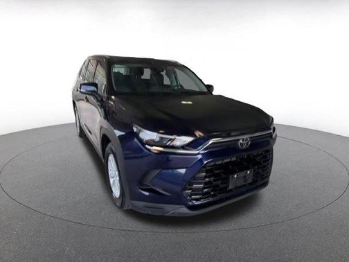 2025 Toyota Grand Highlander LE