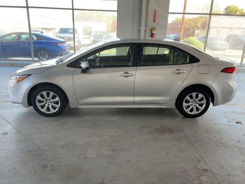 2025 Toyota Corolla Hybrid HYBR