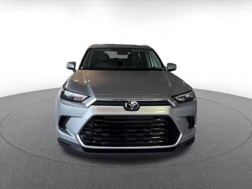 2025 Toyota Grand Highlander LE