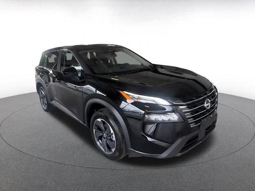 Super Black 2025 Nissan Rogue SV