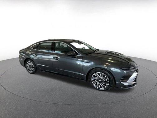 2024 Hyundai SONATA Hybrid SEL