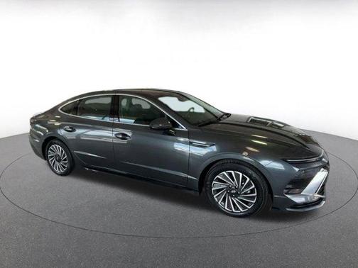 2024 Hyundai SONATA Hybrid SEL