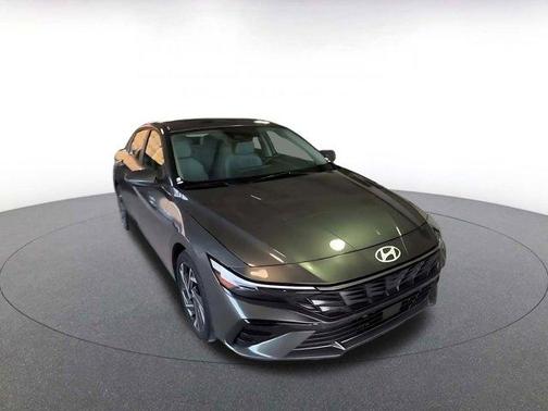 2025 Hyundai ELANTRA HEV Limited