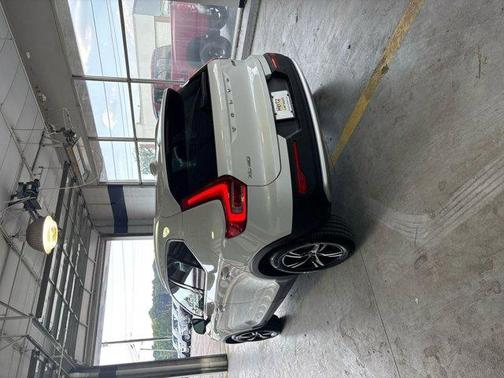 2024 Volvo XC40 CORE