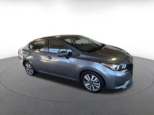 2023 Nissan Versa 1.6 SV