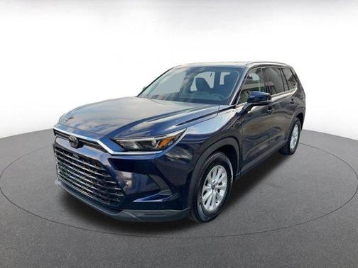 2025 Toyota Grand Highlander LE