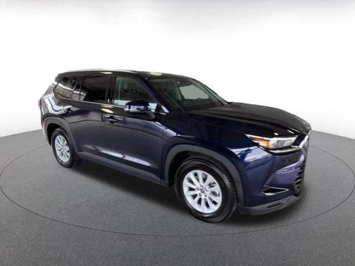 2025 Toyota Grand Highlander LE