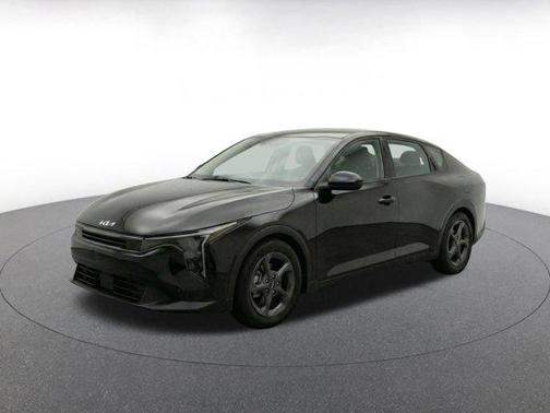 Aurora Black Pearl 2025 Kia K4