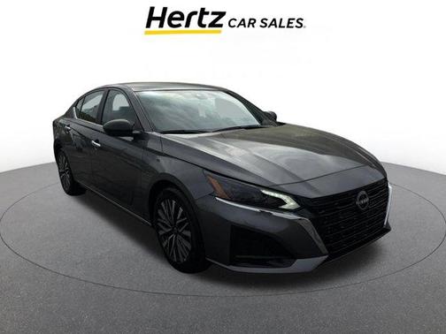 Gun Metallic 2025 Nissan Altima SV