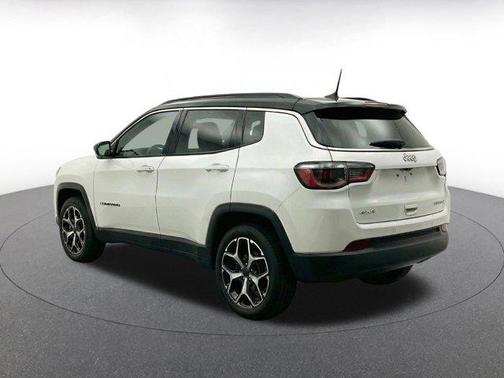 Bright White Clearcoat 2025 Jeep Compass Limited
