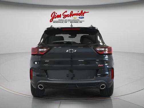 Mosaic Black Metallic 2026 Chevrolet Trailblazer RS
