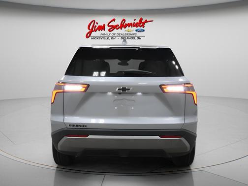 Sterling Gray Metallic 2026 Chevrolet Equinox 1LT