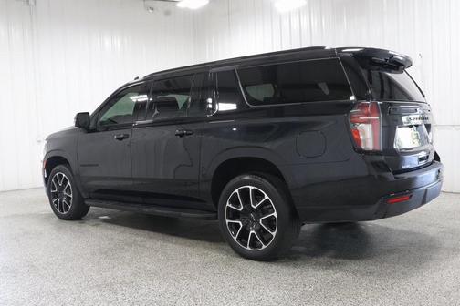 2024 Chevrolet Suburban RST