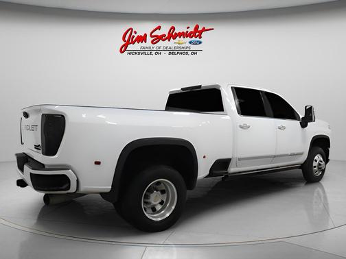 Summit White 2025 Chevrolet Silverado 3500 High Country