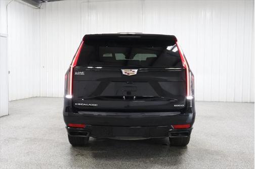 2022 Cadillac Escalade Sport
