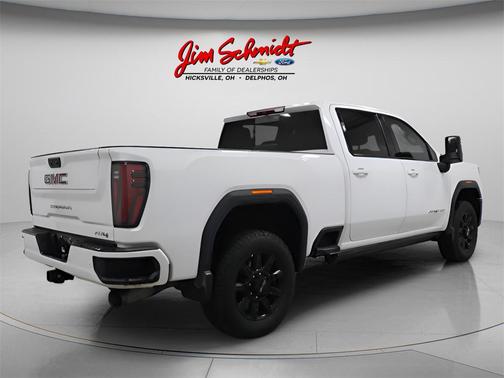 2025 GMC Sierra 2500 AT4