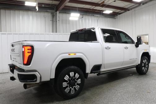 2024 GMC Sierra 2500 Denali