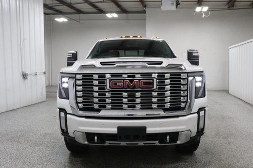 2024 GMC Sierra 2500 Denali